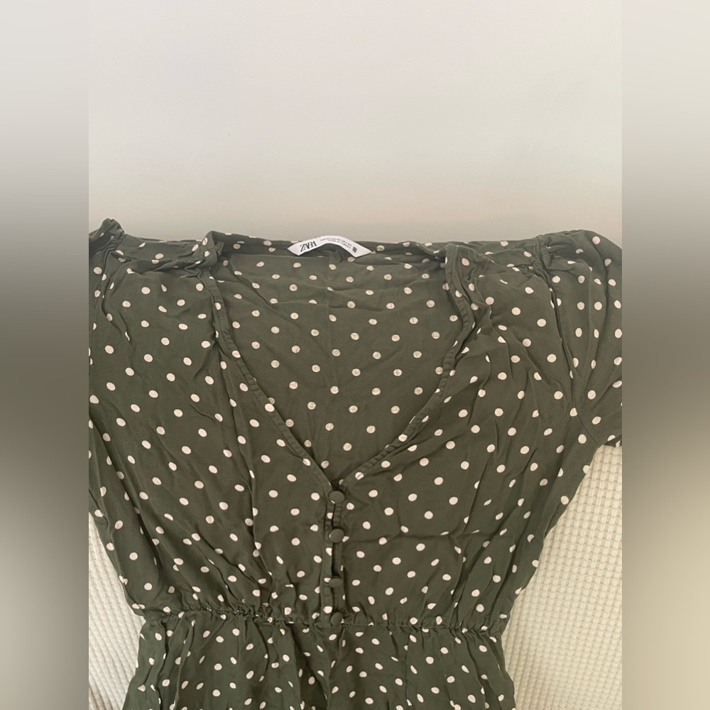 Dress - Picture 2 of 3
